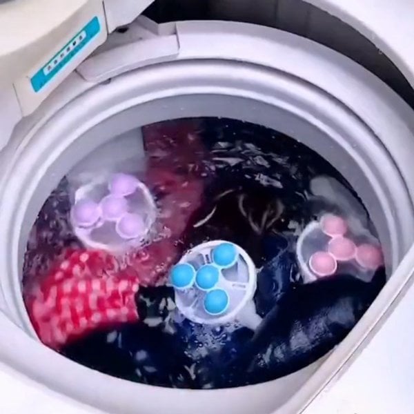 🐾FLASH SALE🧼 Floating Hair Catcher for Laundry & Bathroom